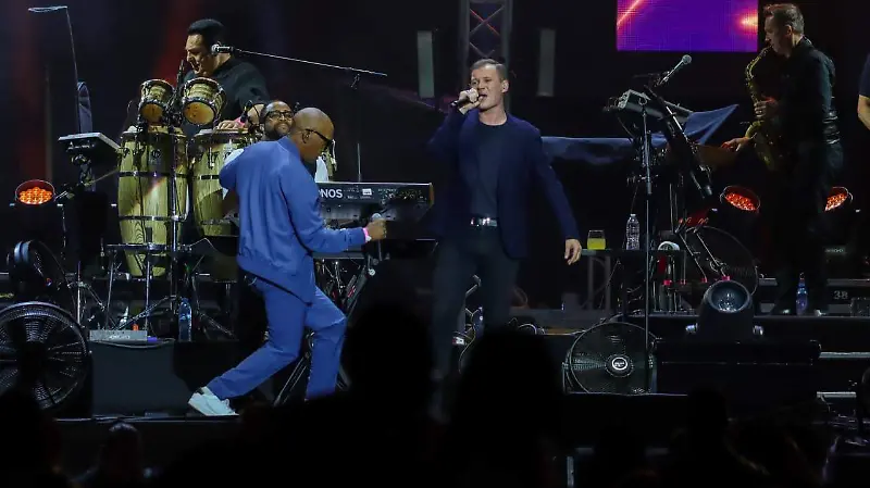 UB40